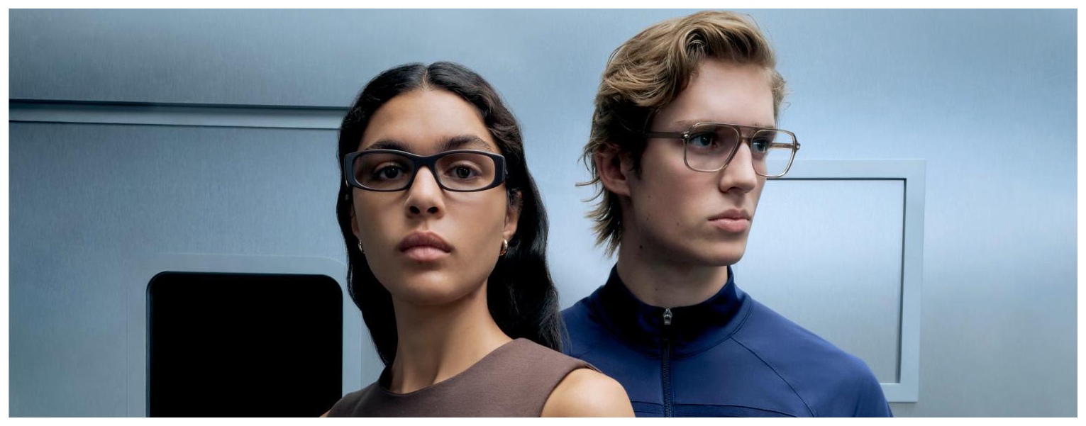Imej kempen VOGUE Eyewear daripada katalog